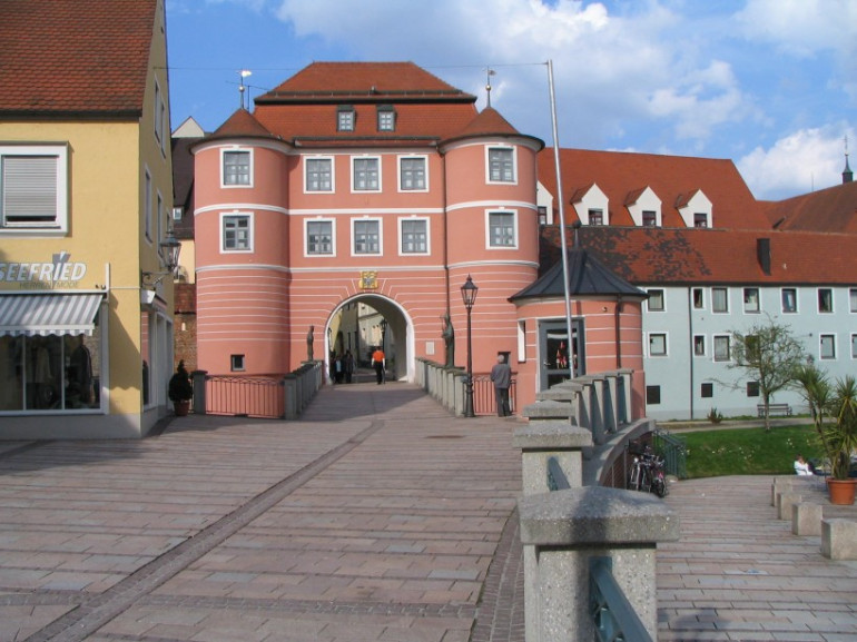 Rieder Tor a Donauwörth, foto via Wikipedia