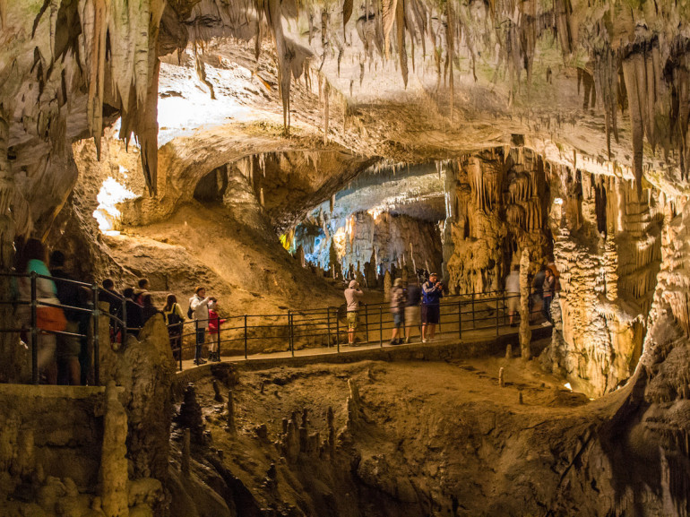 Las famosas cuevas de Postojna