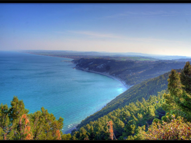 Tra Monte E Mare Nel Parco Del Conero