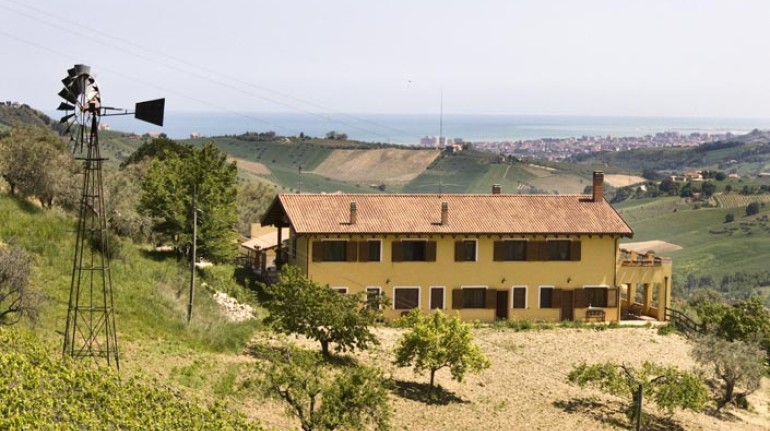 Get Wallpaper Bioagriturismo La Quercia Green Farm House In Atri Teramo Abruzzo It For Android