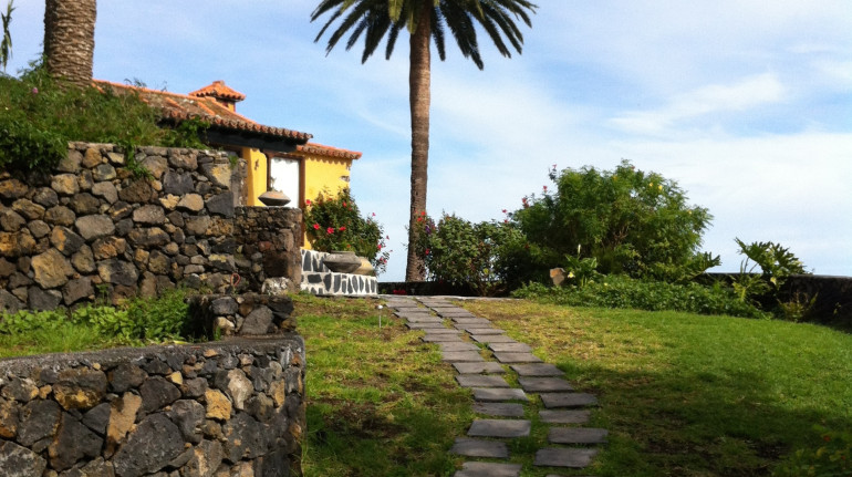 Finca Los Vientos Green House In Brena Alta Palma Canarie Es