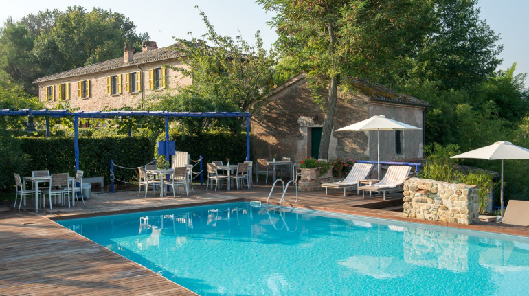 Tenuta Santi e Filippo Albergo diffuso Ecosostenibile a