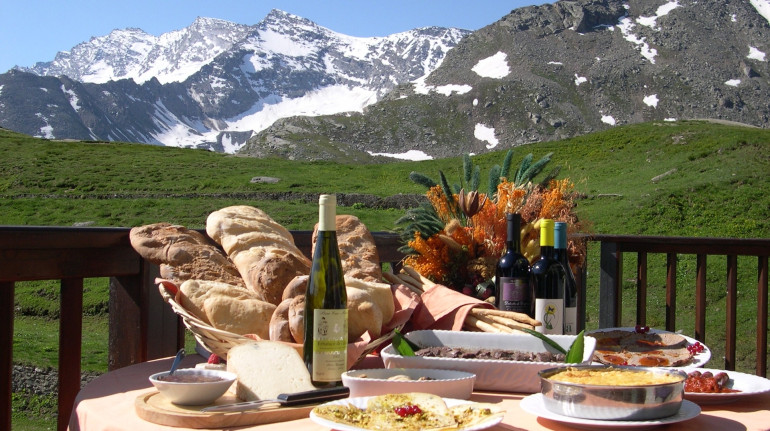 Flavors of Ceresole Reale