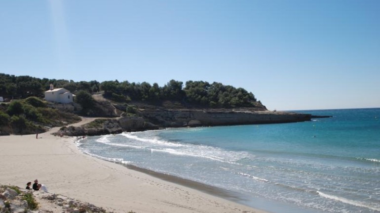 Wallpaper Camping Marius Green Camping In Martigues Bouches Du Rhone Free
