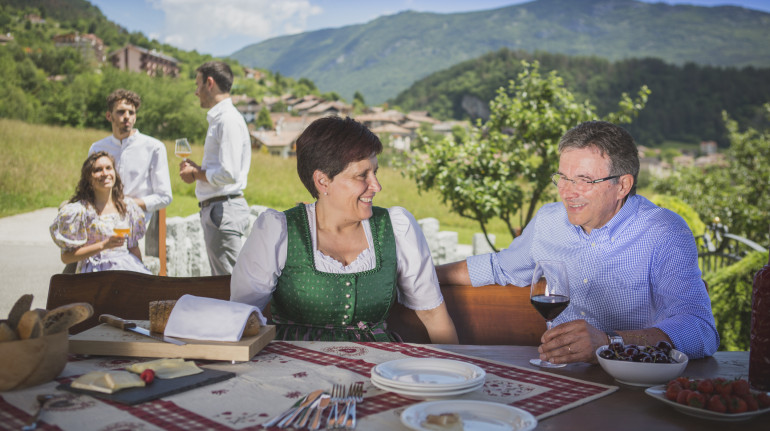 Garni Lilly Green Bed Breakfast In San Lorenzo Dorsino Trento Trentino South Tyrol It